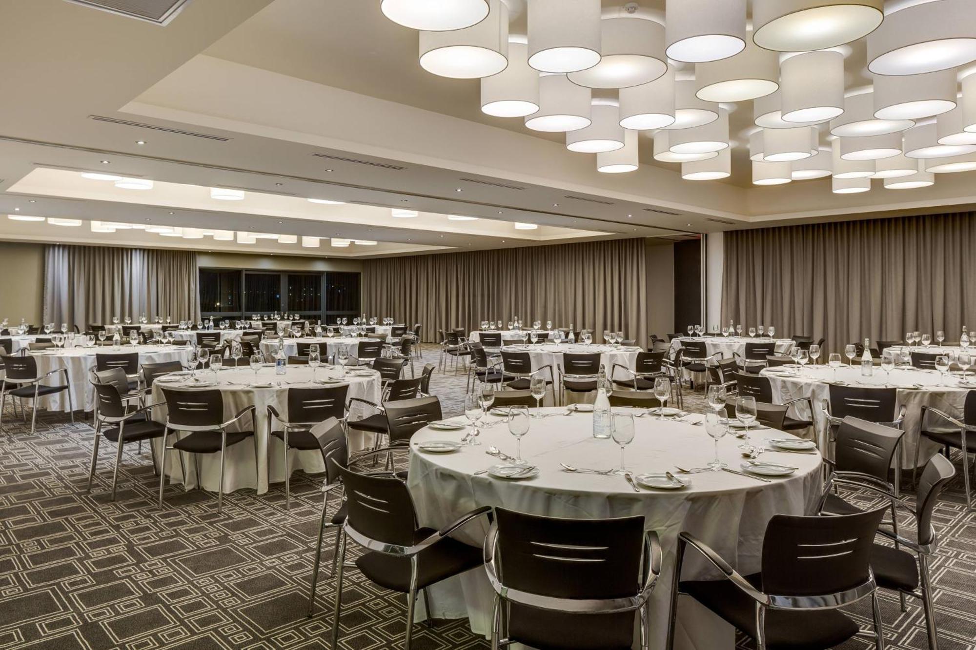 Protea Hotel Fire & Ice! By Marriott Pretoria Menlyn Buitenkant foto